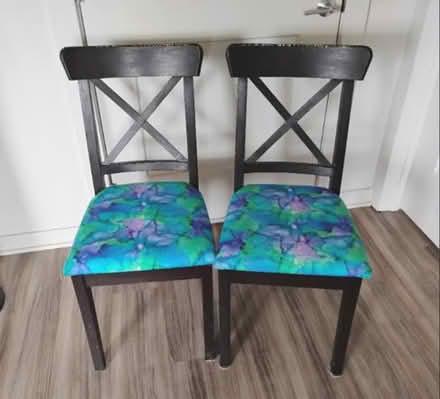 Photo of free two dining room chairs 20874 #1