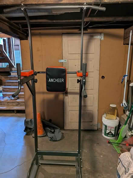 Photo of free Ancheer pull-up tower (Downtown Renton) #1