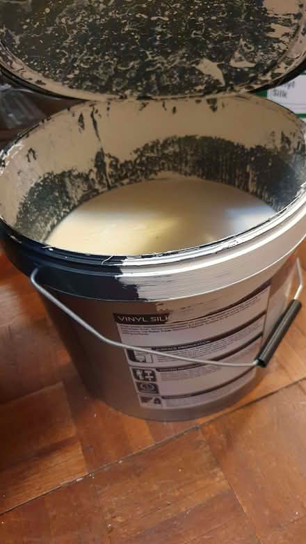 Photo of free Magnolia paint (Blackbird Leys OX4) #2