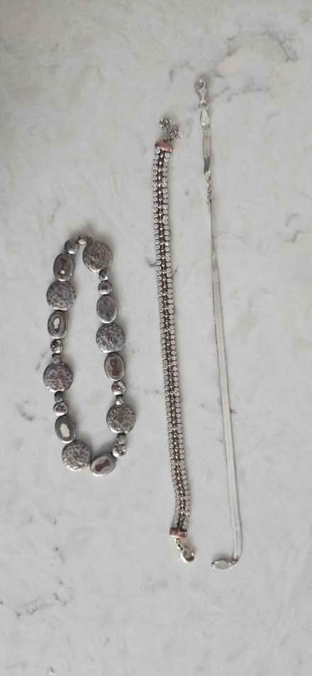 Photo of free Jewelry odds and ends (Off S. Tyler Road, St Charles) #3