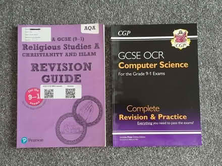 Photo of free GCSE Study Guides Various Subjects (Greenstead CO4) #4