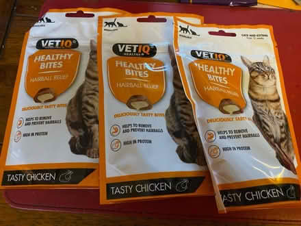 Photo of free Cat treats for hairballs (Arundel BN18) #1