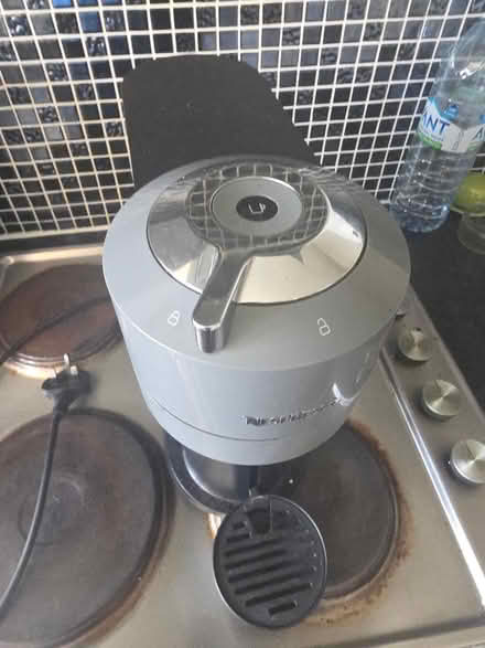 Photo of free Nespresso vertuo (BR3) #2