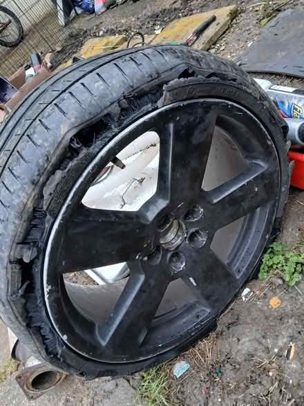 Photo of free Alloys (Cheddington LU7) #1