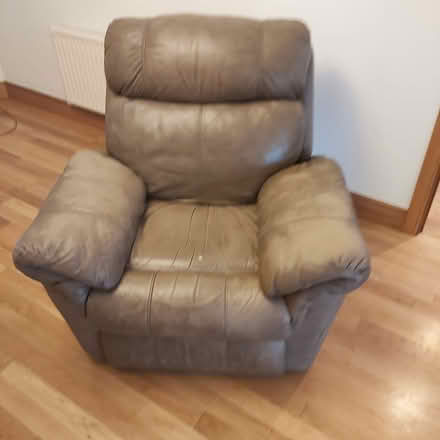 Photo of free Recliner Chair (Dublin 16) #2