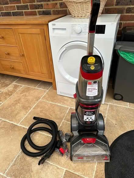Photo of free Bissell carpet cleaner (Salvington bn13) #1