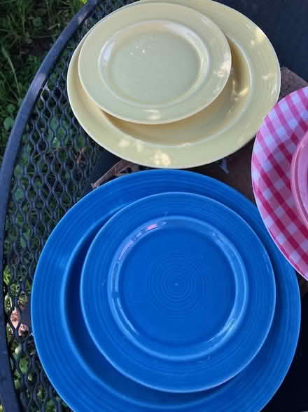 Photo of free dinner plates porcelain & plastic (south sunnyvale) #2