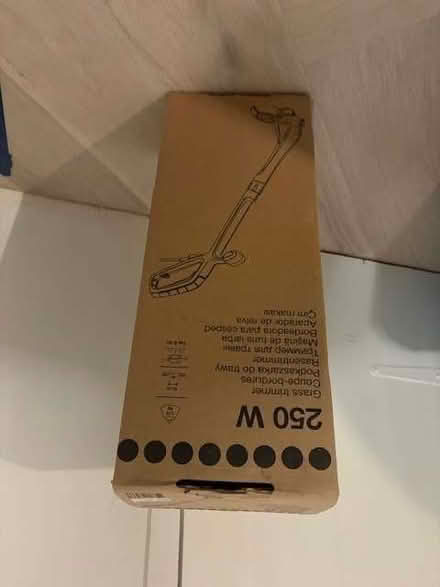 Photo of free Garden strimmer (Roehampton SW15) #1