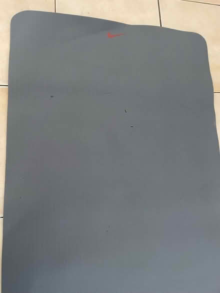 Photo of free NIKE Yoga Mat (New Malden/SW20) #3