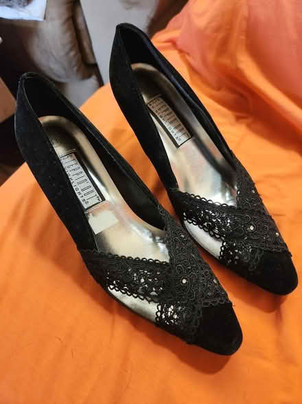 Photo of free Stepping Out Shoes (Spanish Lake 63138) #1
