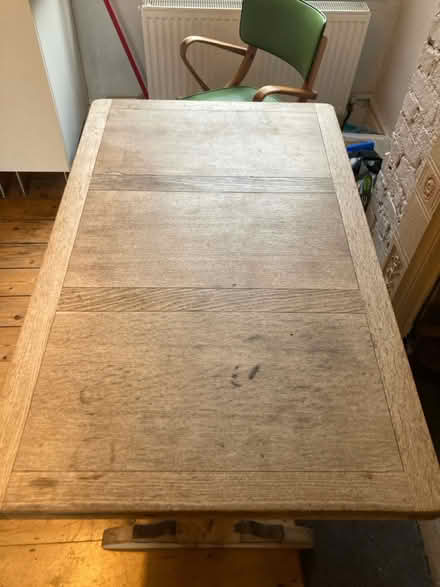 Photo of free Extendable kitchen table (Seven sisters near overground) #1