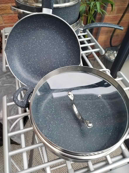 Photo of free Large pans/ frying pan (WR8) #1