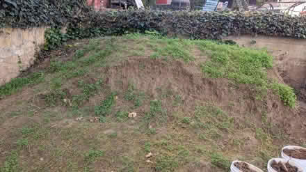 Photo of free clean dirt you dig (Hub St & N Avenue 52) #1