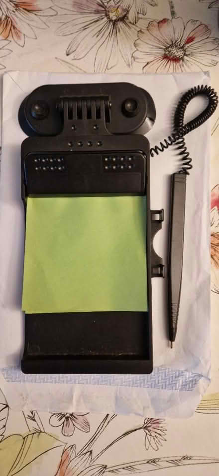 Photo of free Notepad holder (Upper Wellsway) #1