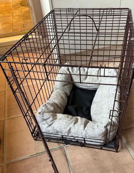 Photo of free Dog cage (darwen BB3) #1
