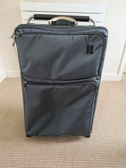 Photo of free Large suitcase (AL1 Sopwell) #1