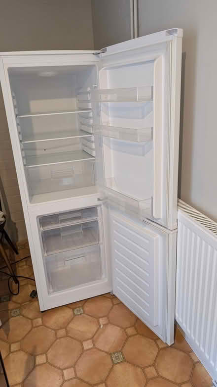 Photo of free Fridge/freezer (CB4, off Chesterton Road) #1