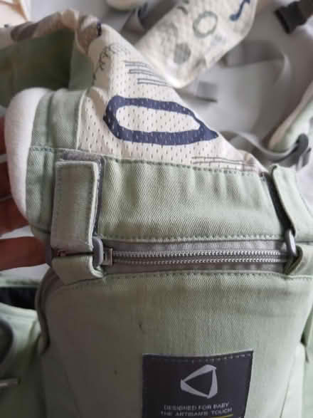 Photo of free Baby carrier with hip seat (Blackbird Leys OX4) #2