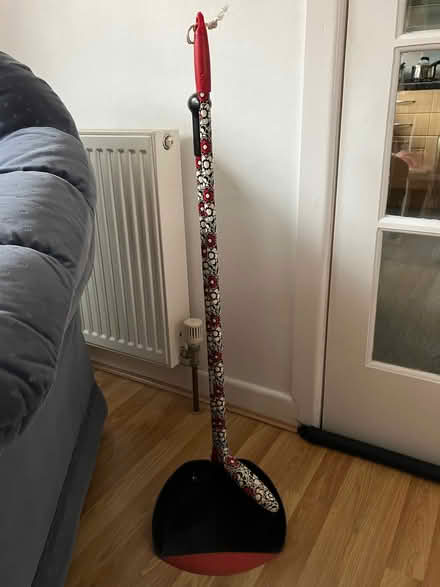 Photo of free Dust Pan and Brush (Bilton HG1) #1
