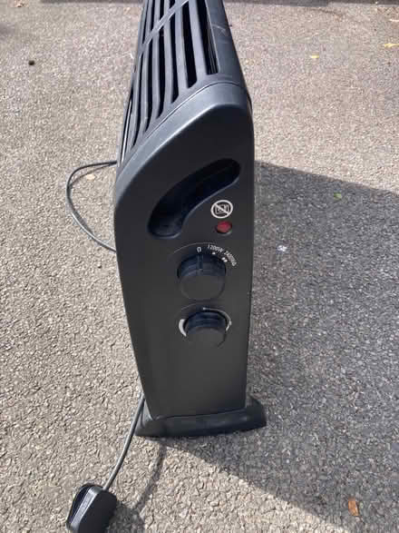 Photo of free Rowenta Portable Radiator (Leigh Park BA13) #2