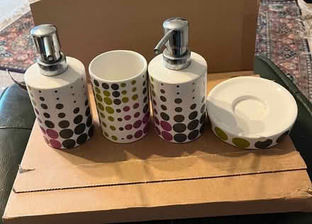 Photo of free Kitchen soap dish set (Cranleigh) #1