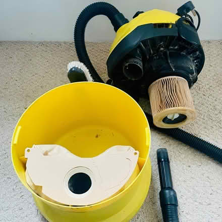 Photo of free Kärcher 'MV 2' Vacuum Cleaner - Wet and Dry (City of Bristol BS5) #3