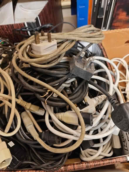 Photo of free KettlePlug leads plus extenders (Old Isleworth) #1