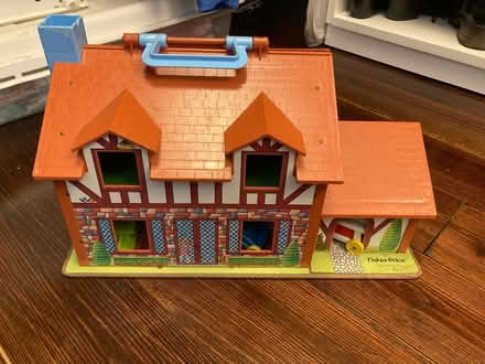 Photo of free Old Fisher Price LittlePeople House (Downtown Frederick) #2