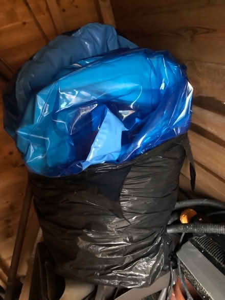 Photo of free Blow up pool (Wisewood S6) #2