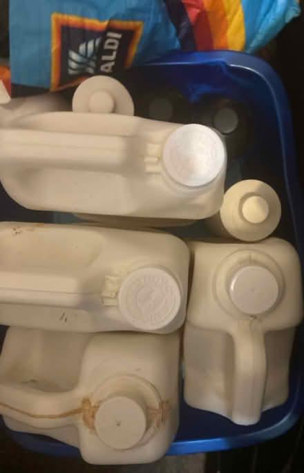 Photo of free fragrance oil concentrates (bedford stuyvesant) #1