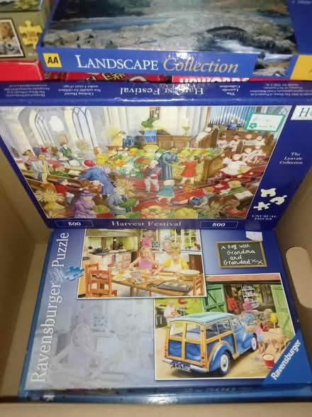 Photo of free 500 piece jigsaw puzzles (Tonbridge TN9) #1