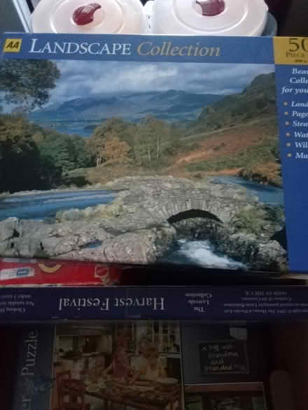 Photo of free 500 piece jigsaw puzzles (Tonbridge TN9) #2