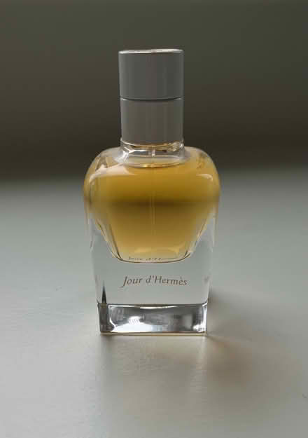 Photo of free for Valentine’s Day: perfume (Gerrard/ Broadview area) #1