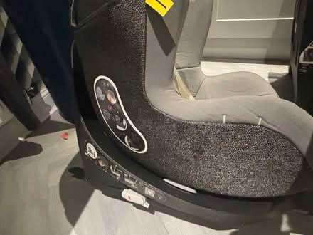 Photo of free Cybrex car seat with isofix base (Liverpool Speke) #2