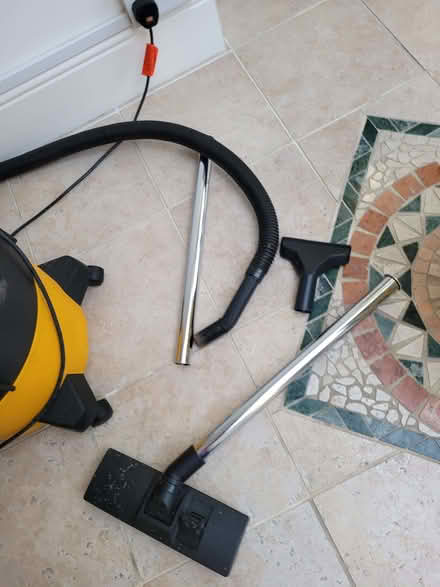 Photo of free Wet and Dry Vacuum cleaner (Grange-over-Sands LA11) #4
