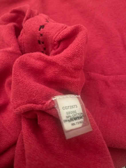 Photo of free Red thin knit top (Kennedy/16th in Markham) #3