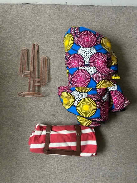 Photo of free Two picnics blankets + pods holder (Maida Vale W9) #2