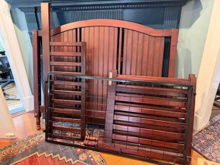 Photo of free Pottery barn crib - no hardware (Roland park/Evergreen) #4