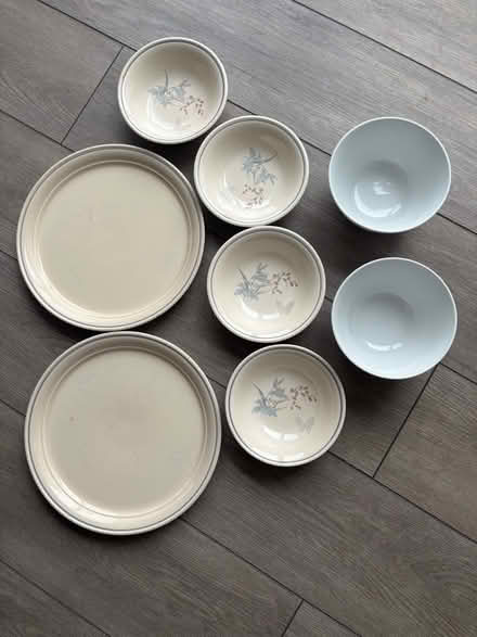 Photo of free Assorted crockery (Carrick Knowe EH12) #1
