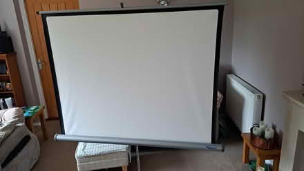 Photo of free Vintage projector screen (Littlehaven) #1