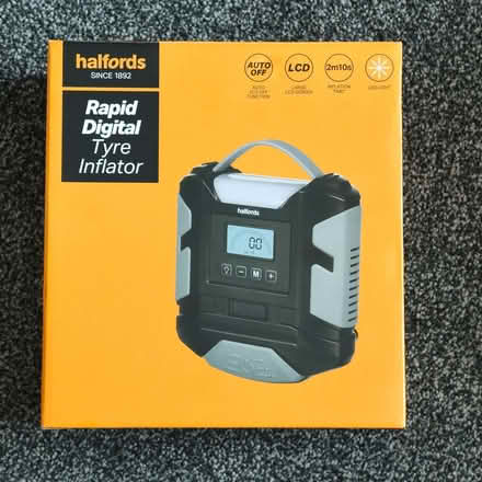 Photo of free Halfords Tyre Inflator (Ainsdale-on-Sea PR8) #1