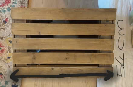 Photo of free Wooden box/ coffee table/ storage (N11 3NT) #2