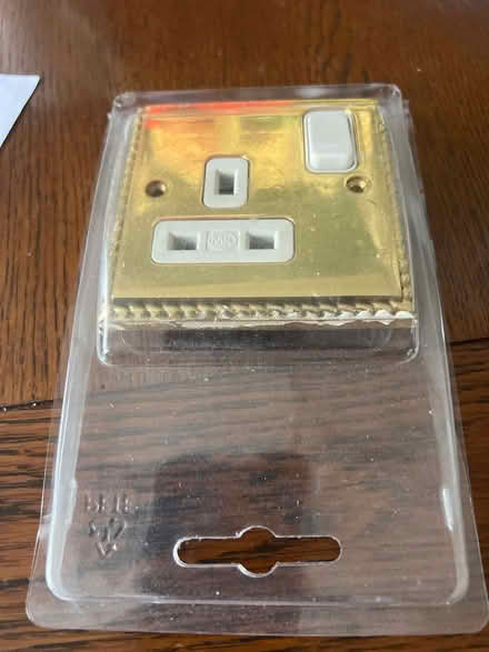 Photo of free Gold plug (Ws2 Walsall) #1