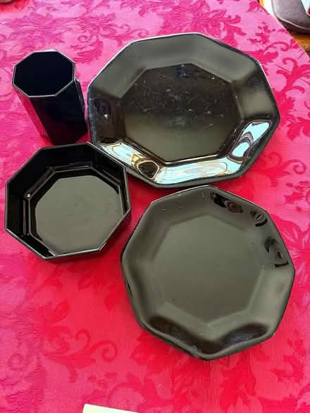 Photo of free Black Dishes / Mugs (near Cabin John Village) #2