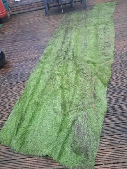 Photo of free Artificial grass (Botley OX2) #2