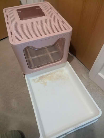 Photo of free Cat litter box (Colindale, NW9) #2