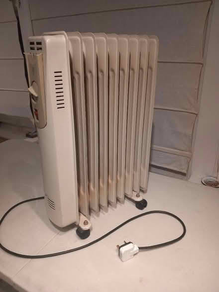 Photo of free Oil filled radiator (Chorleywood WD3 5) #1