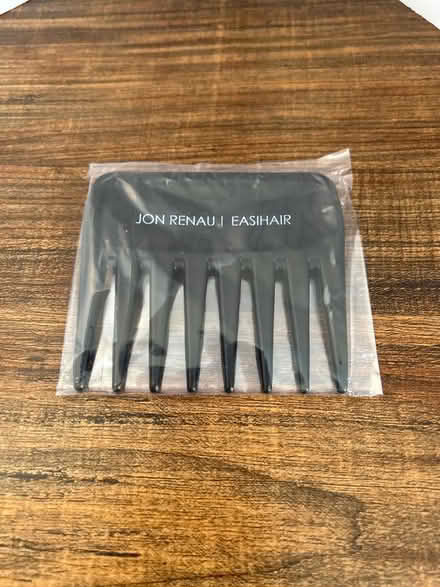 Photo of free Wide toothed comb/hair pick (Owings Mills,MD) #1