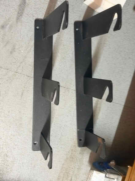 Photo of free Photo studio roller backdrop hardware (Coley Ave Area RG1) #2