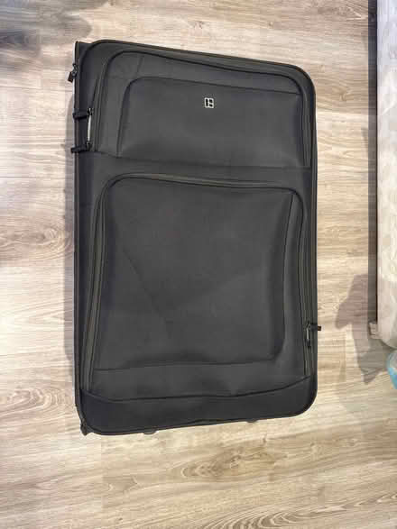 Photo of free Suitcase (SE19) #1